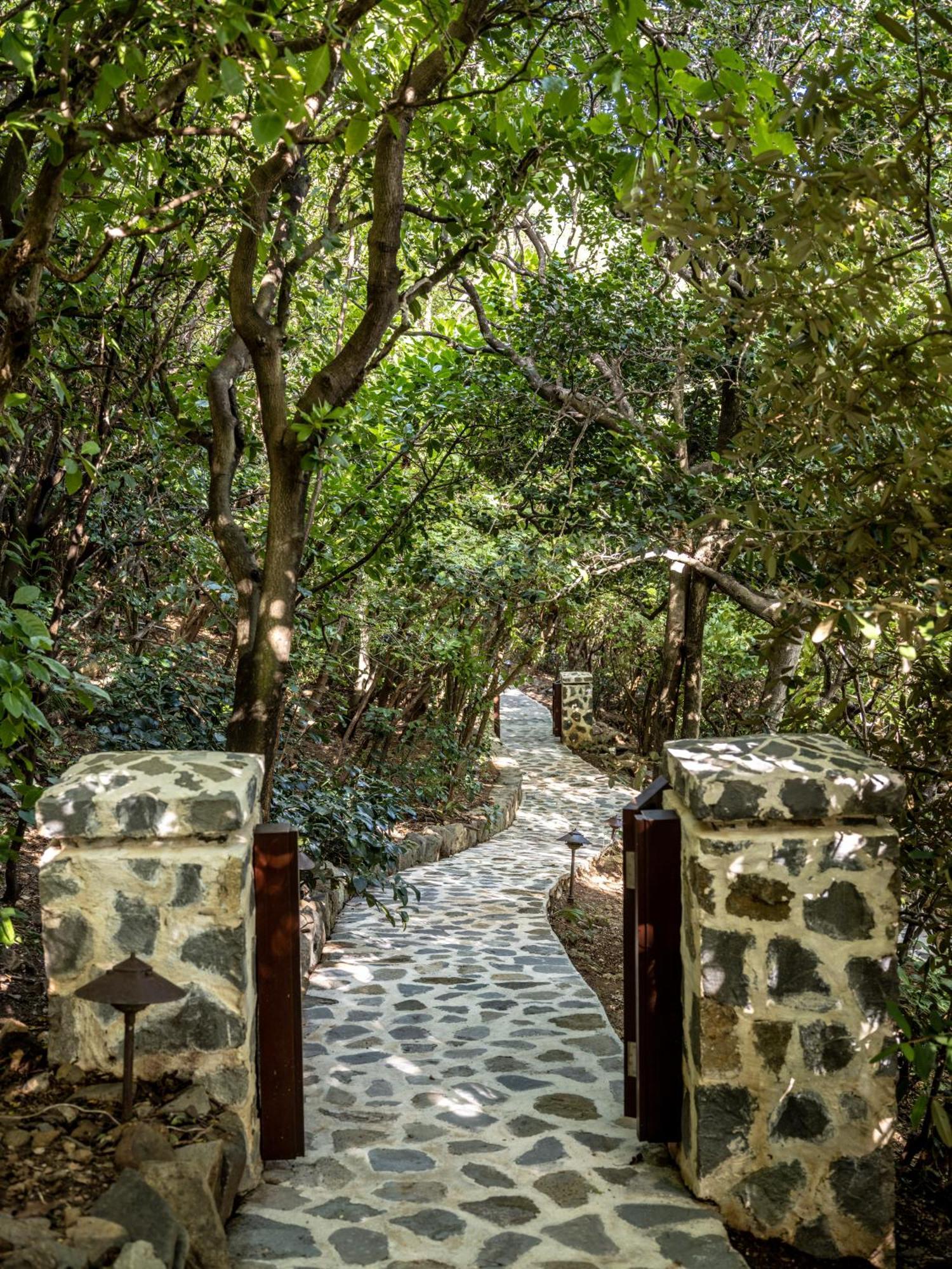 Canouan Estate Resort & Villas Charlestown Exterior foto